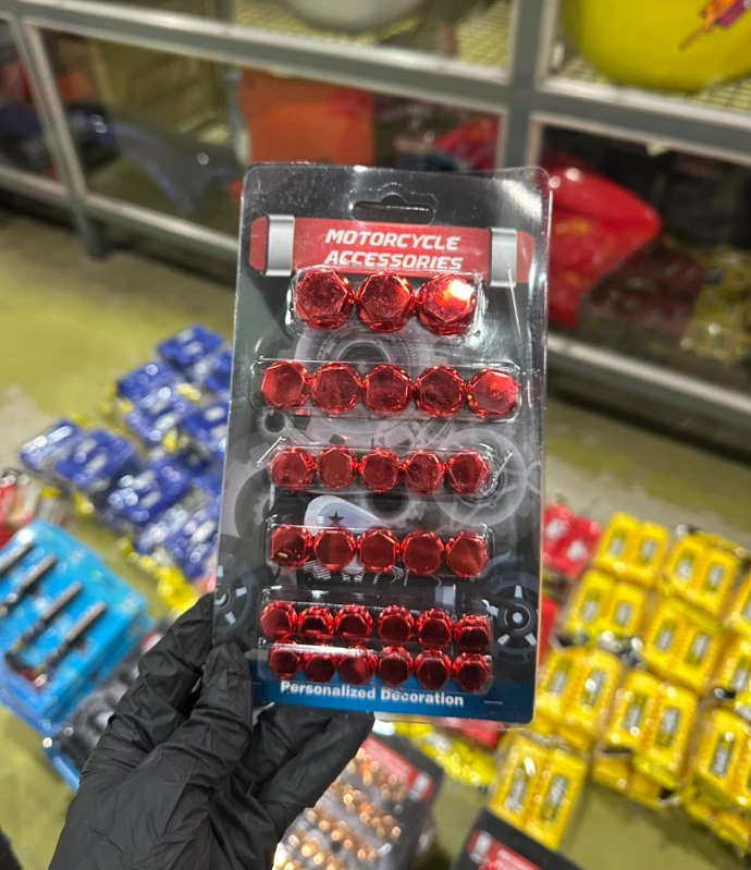 KIT CUBRE TUERCAS COLOR ROJO x 30